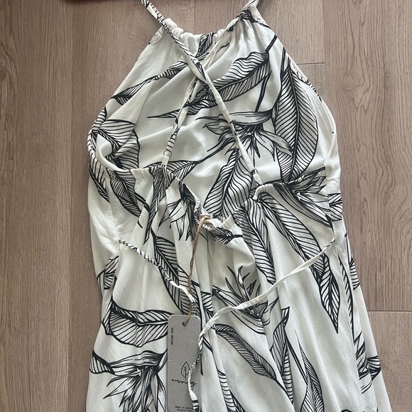 White and Black Floral Maxi Dress Size Large - Picture 11 of 13